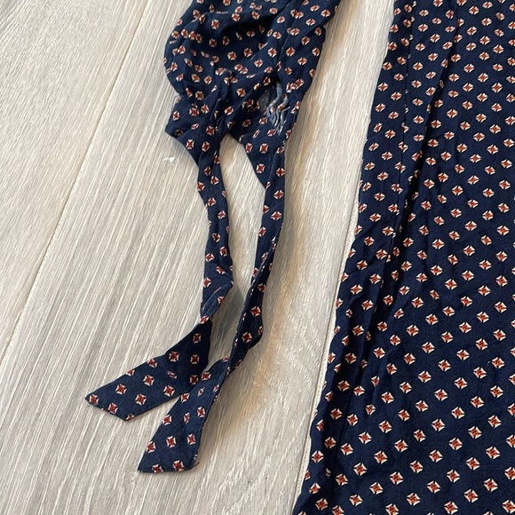 H&M Women’s Shift Navy Blue Patterned Dress With Tie Sleeves Size 10 - Picture 5 of 10